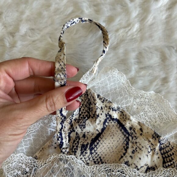 Satin Snake Print Lace Trim Cami Tank Top With Adjustable Straps - Medium - Picture 7 of 9